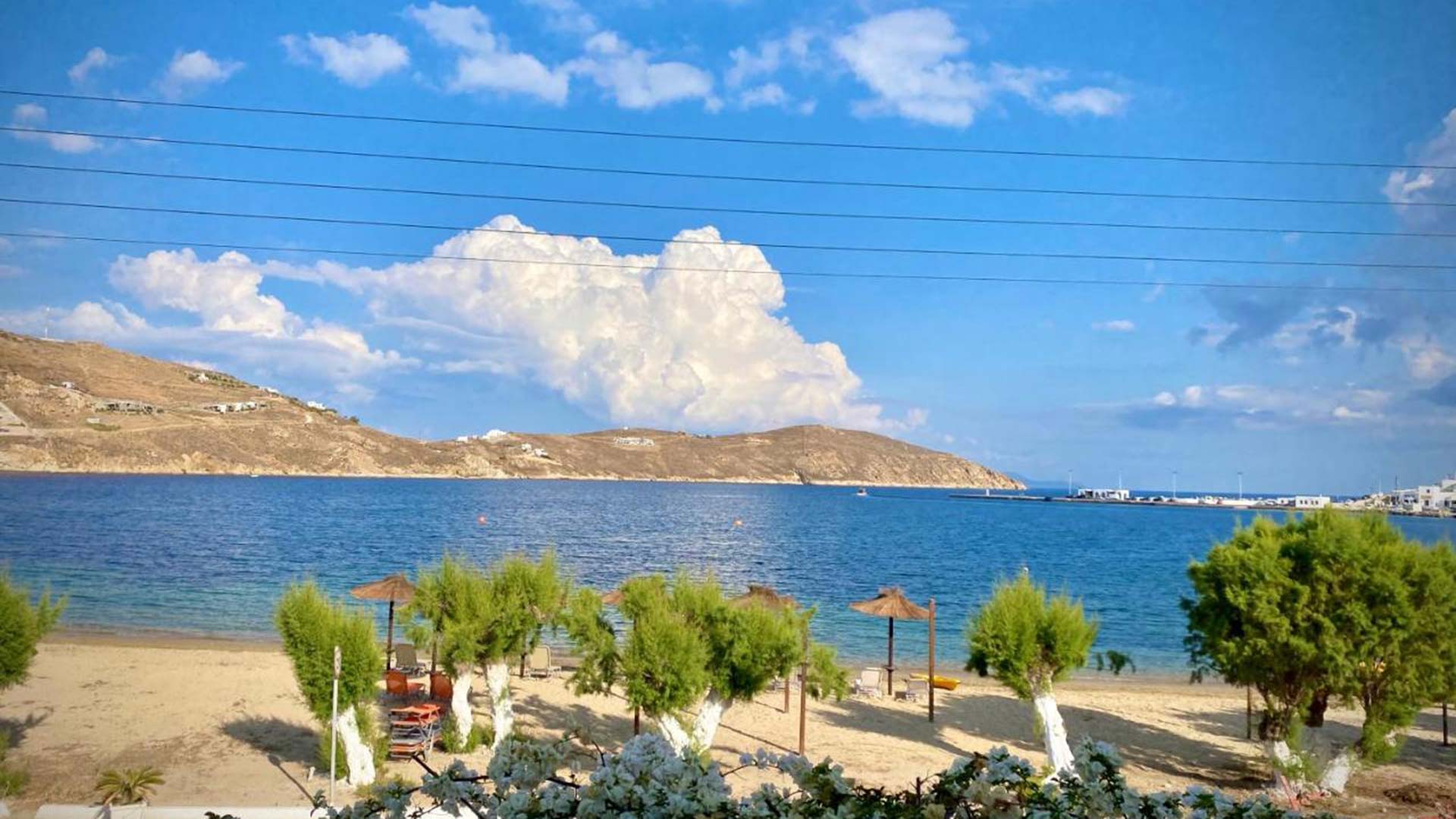 Twin room with sea view in Serifos